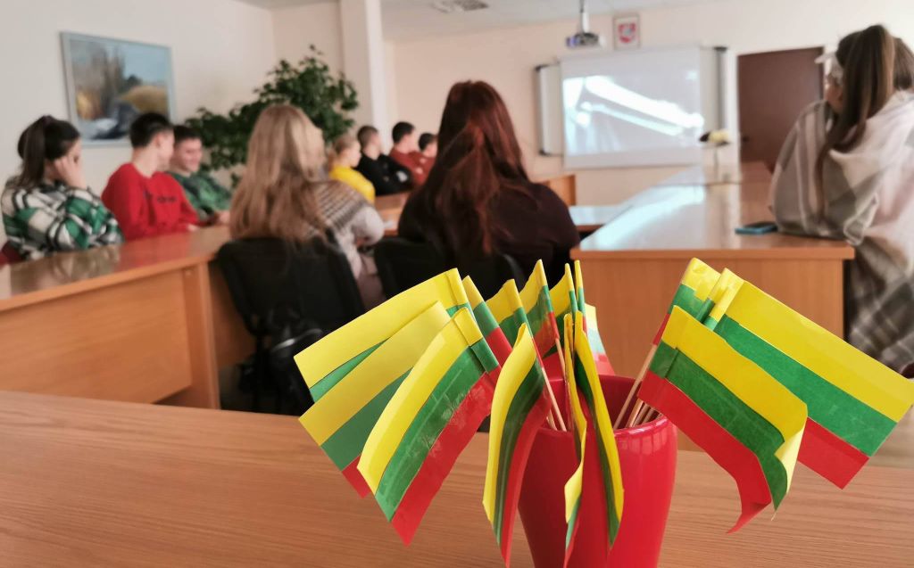 Istorijos pamoka, skirta Lietuvos nepriklausomybės šventei